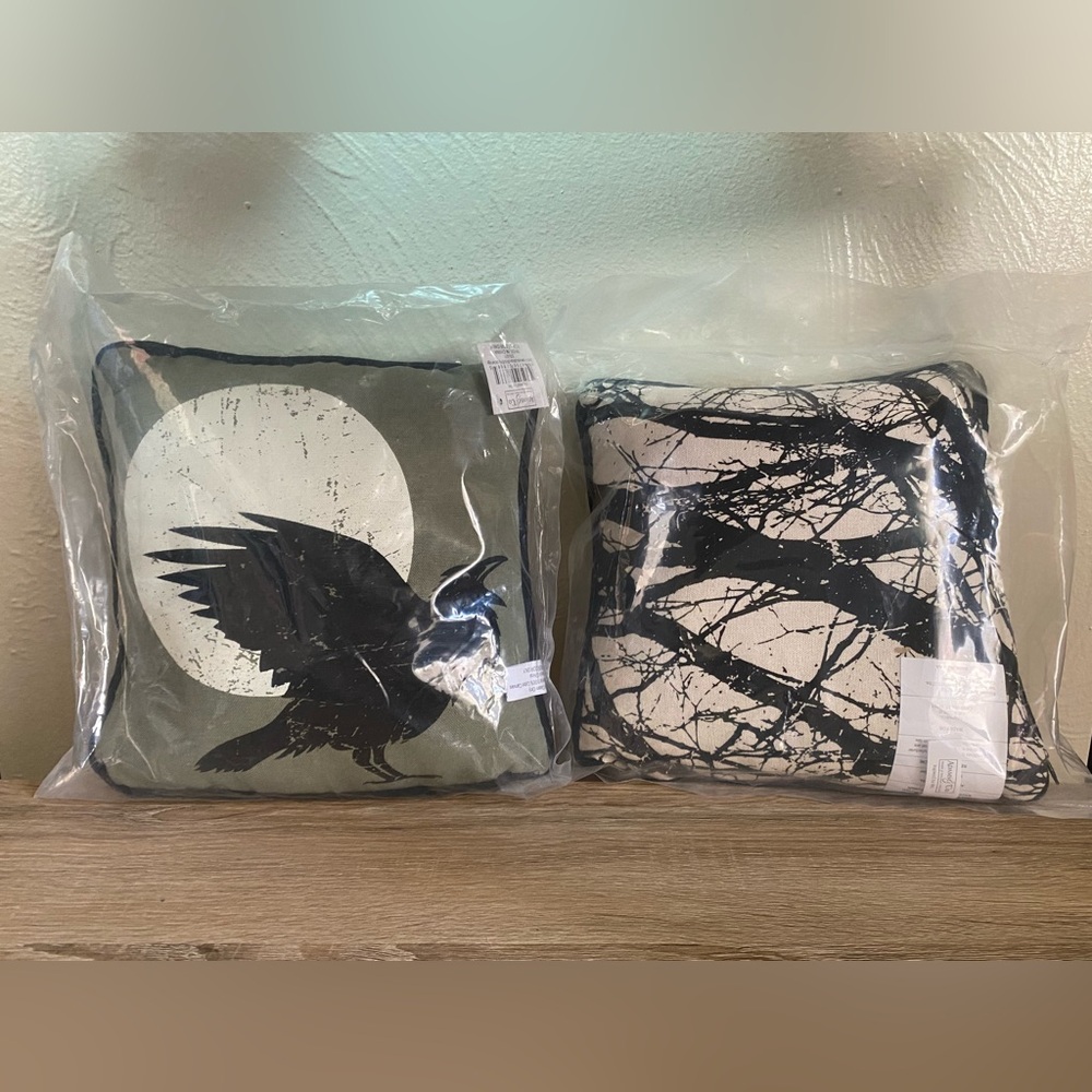Halloween Decor Ravens and Branches Mini Pillows New in Package